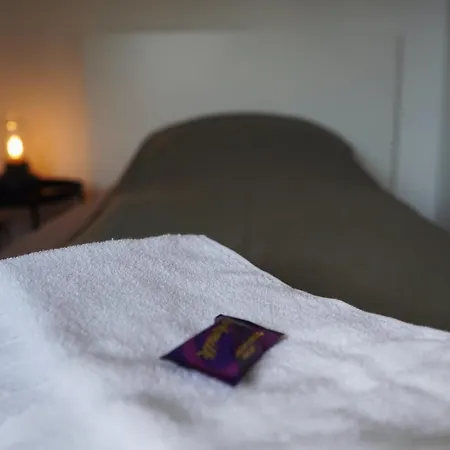 Unique: Geraeumig - Bhf-nah - Parkplatz - Netflix Apartment Bremen